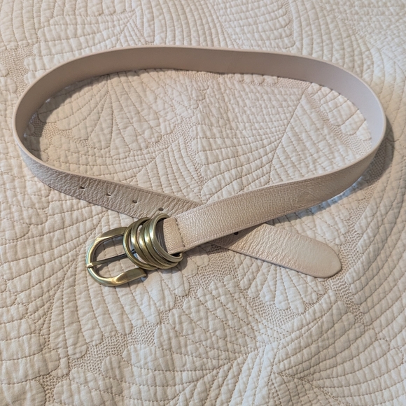 Free People Gold and Cream Leather Belt with Premium Craftsmanship - Picture 3 of 8
